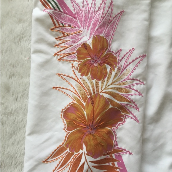 Roxy board shorts - Picture 3 of 7